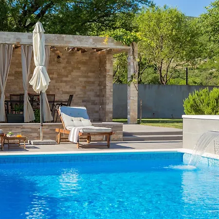 Dali - Luxury House In Relaxing Area Sicane