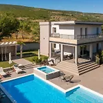 Βίλα Dali - Luxury House In Relaxing Area