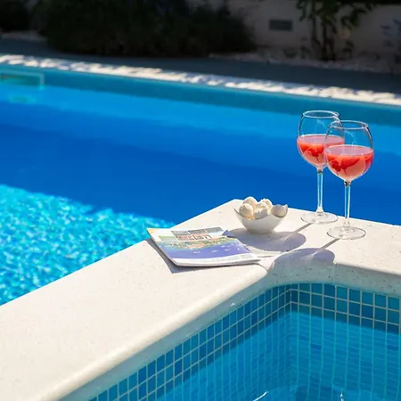 Villa Dali - Luxury House In Relaxing Area *
