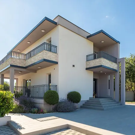 Dali - Luxury House In Relaxing Area Sicane
