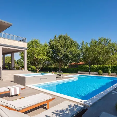 Dali - Luxury House In Relaxing Area Villa